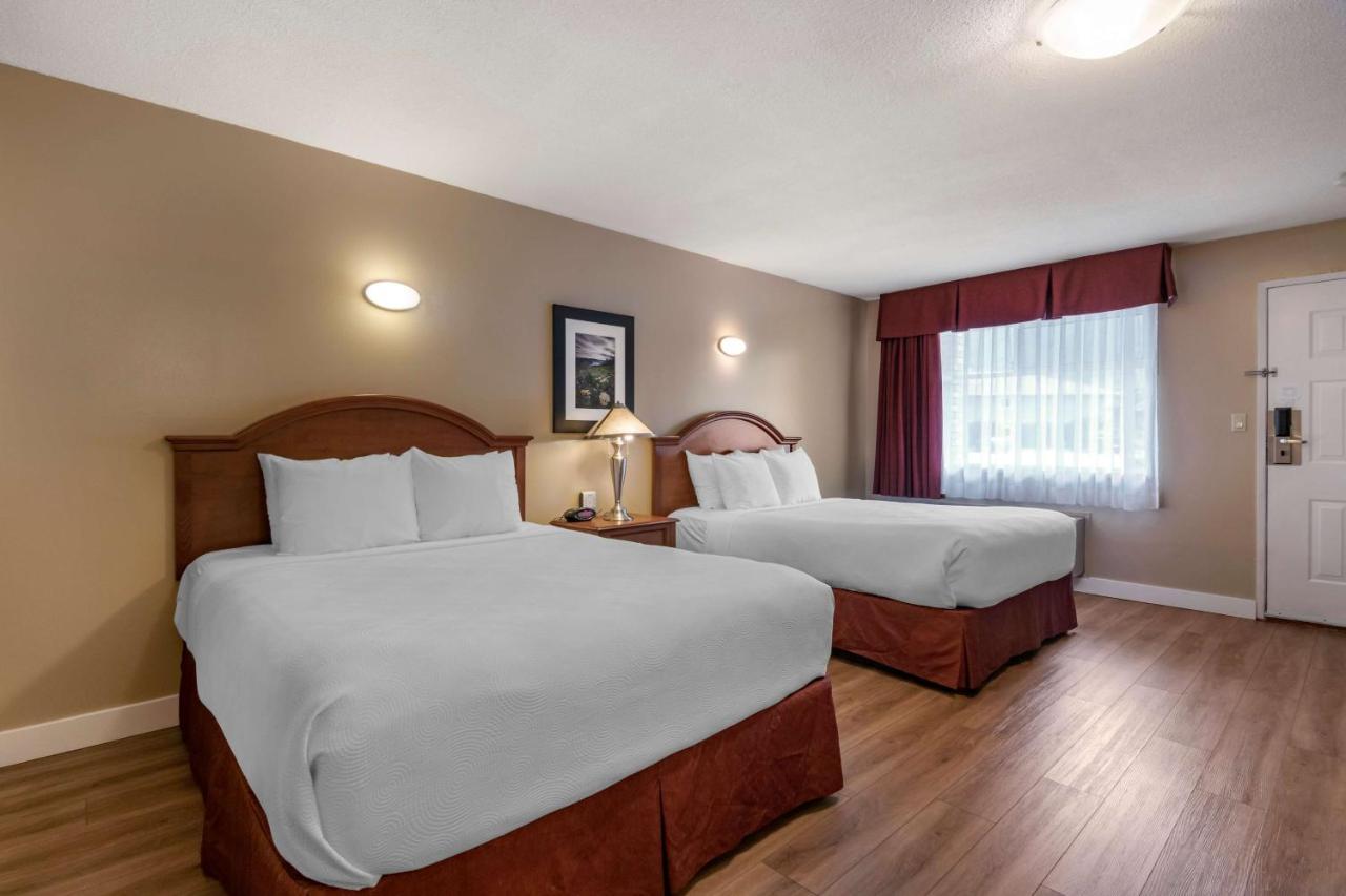 Best Western Sicamous Inn Exterior foto