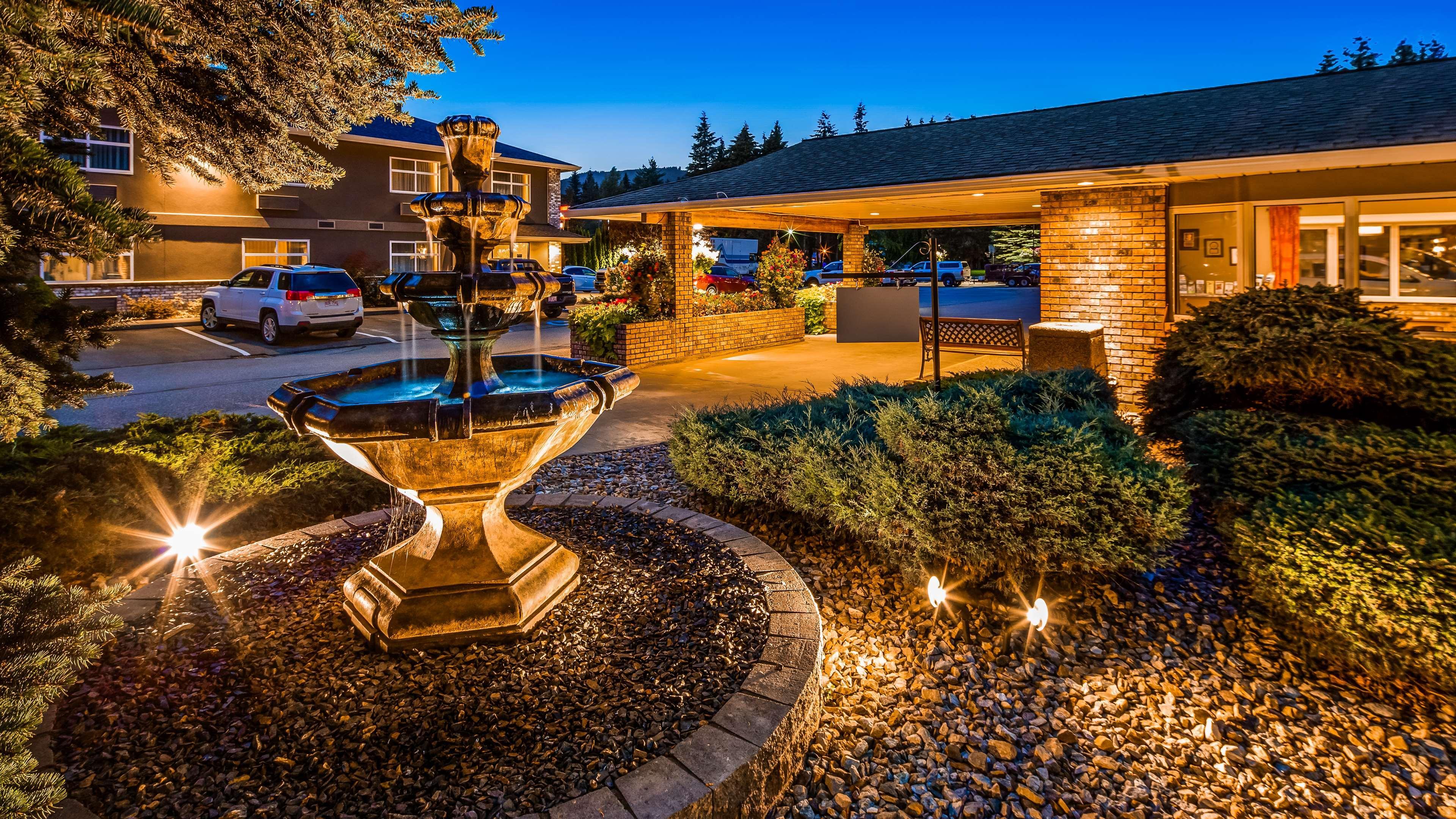 Best Western Sicamous Inn Exterior foto