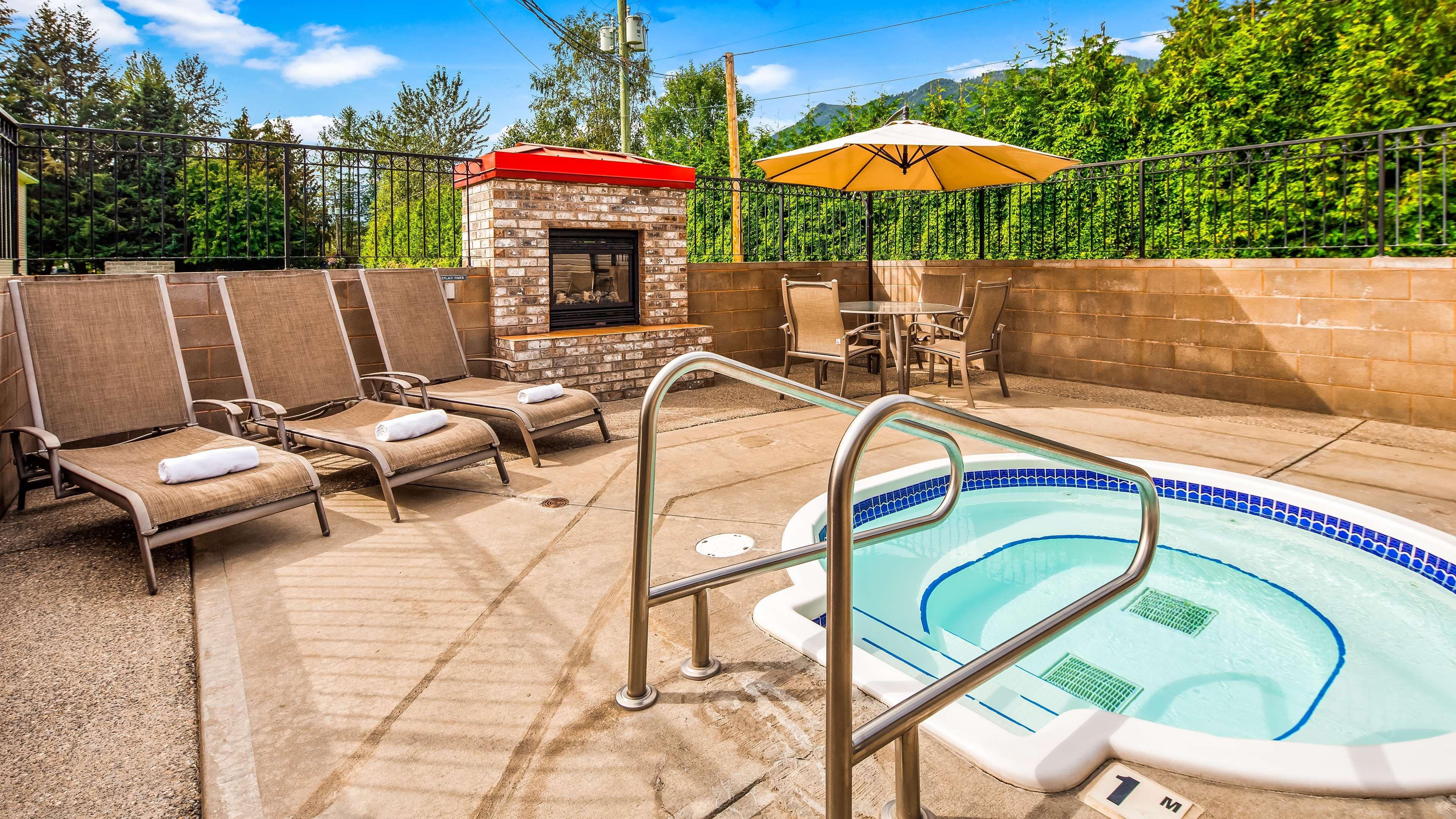 Best Western Sicamous Inn Exterior foto