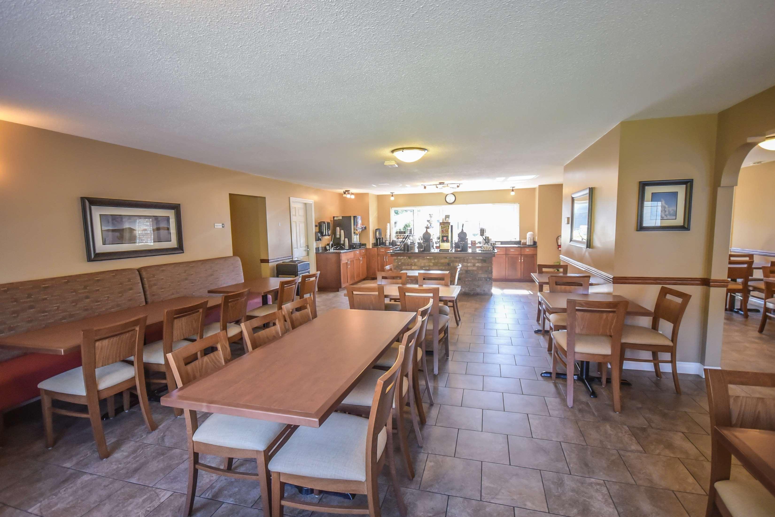 Best Western Sicamous Inn Exterior foto